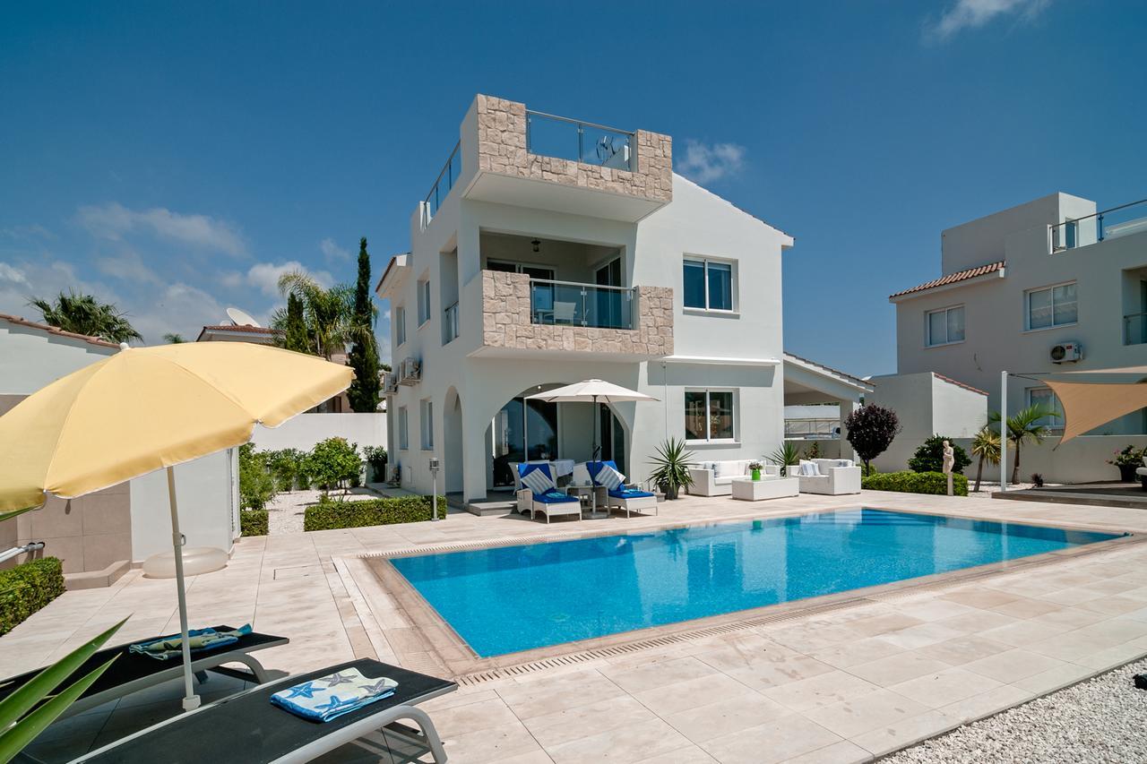 Villa Verdi: Luxury Villa With Private Pool Péjia Kültér fotó
